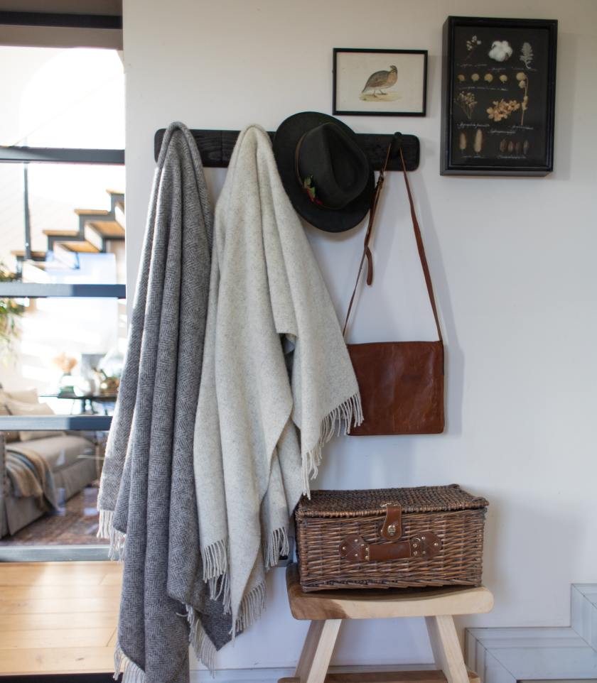 Natural wool throw - ecru herringbone