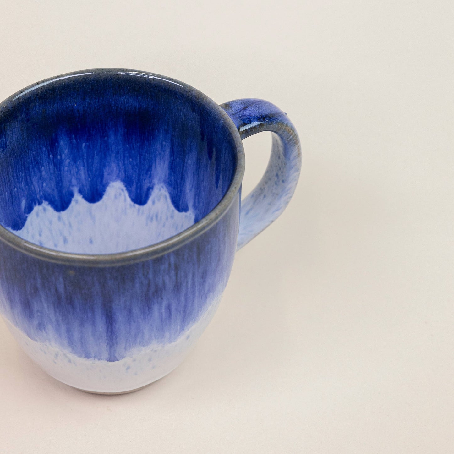 The proper Mug - blue/white