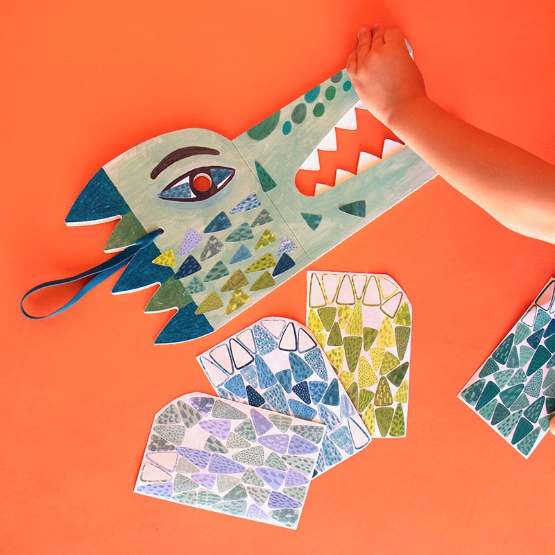 Be Wild! Crocodile Mask & Stickers Set