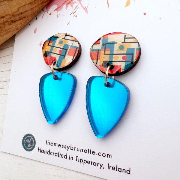 Bauhaus-inspired mini-drop earring