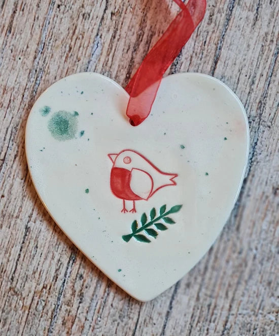 Maple Tree Pottery - Christmas Robin Heart