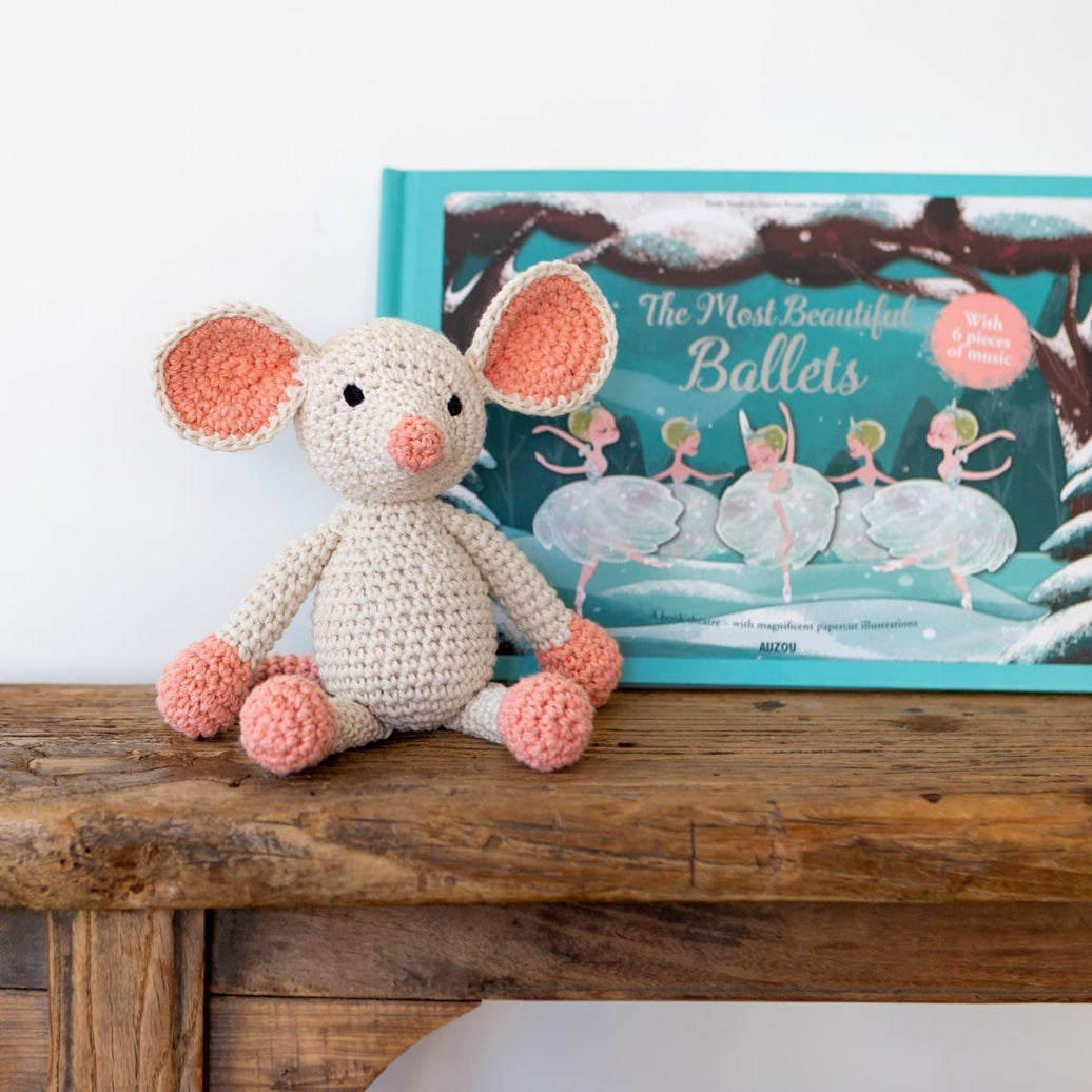 Monica Mouse Crochet Kit