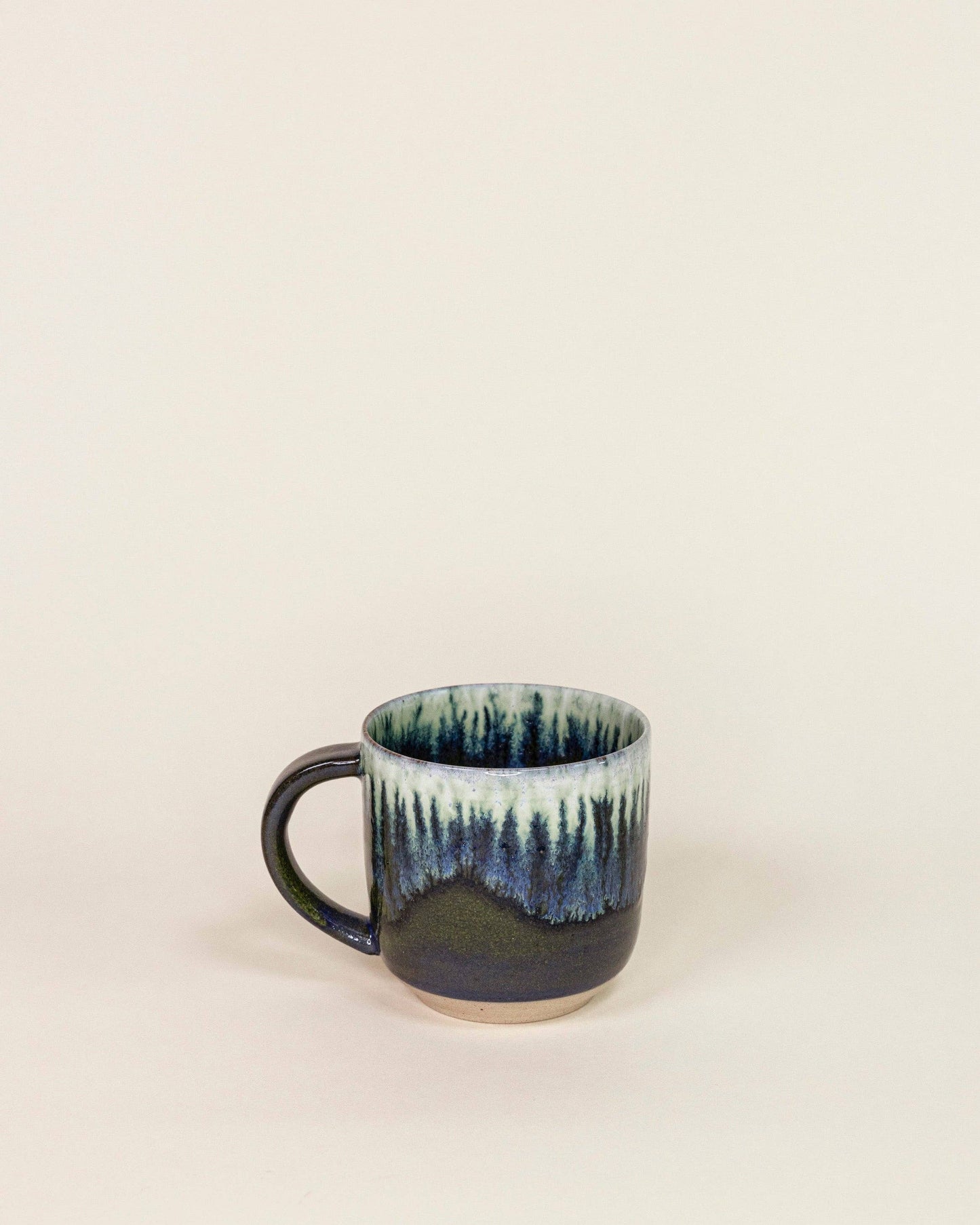 The Big Mug - dark & light