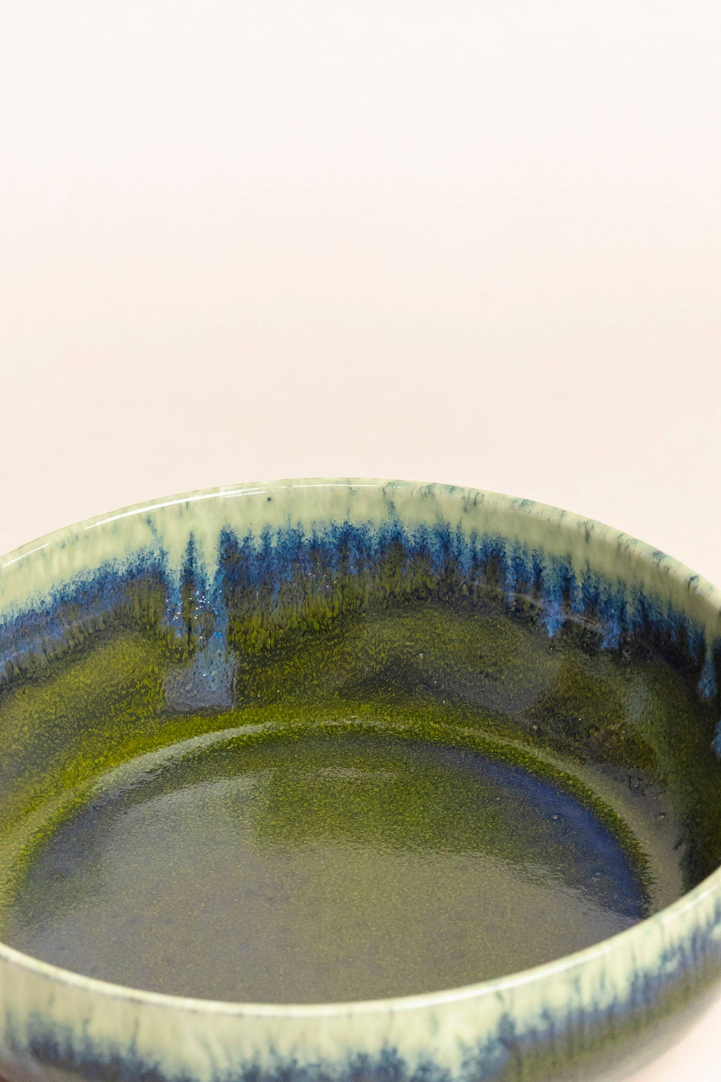 Large Bowl -dark & light