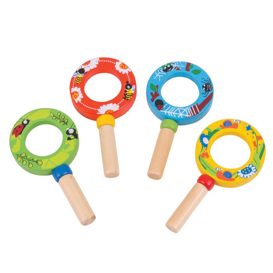 Wooden mini magnifier