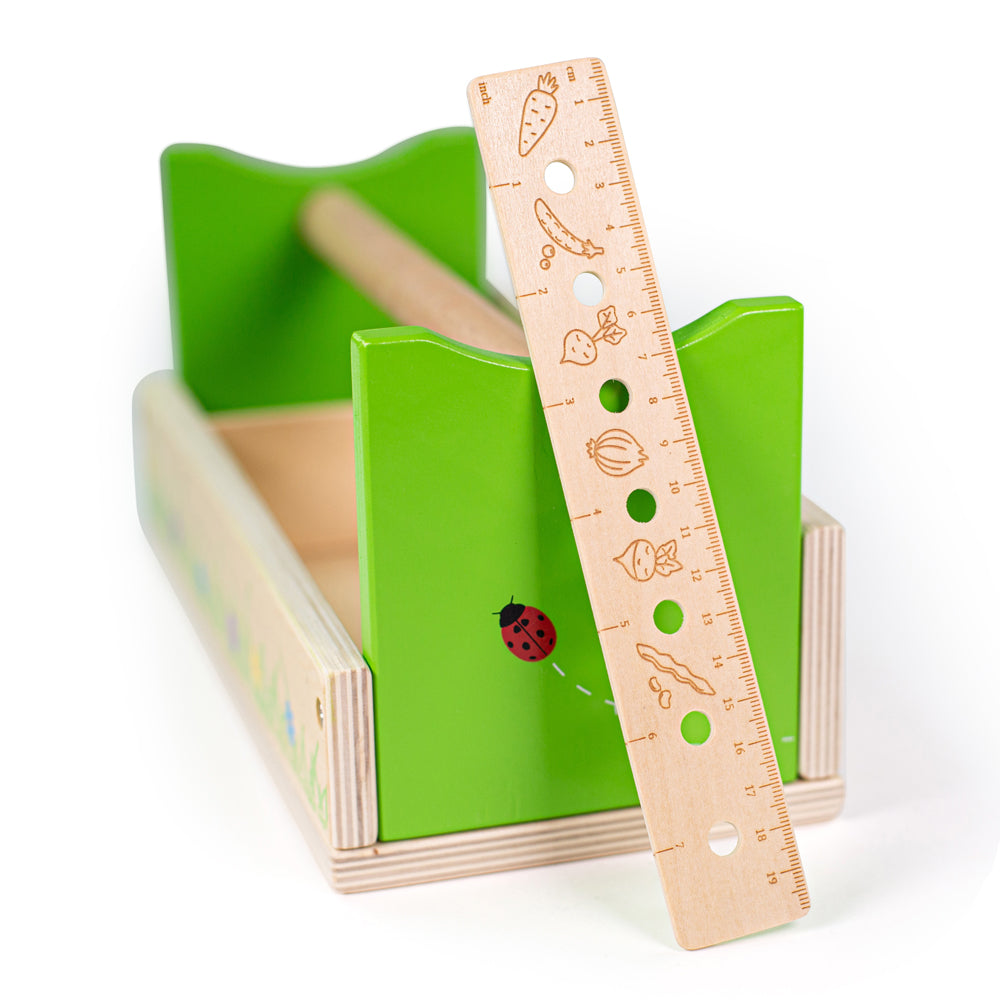 Children's gardening caddy