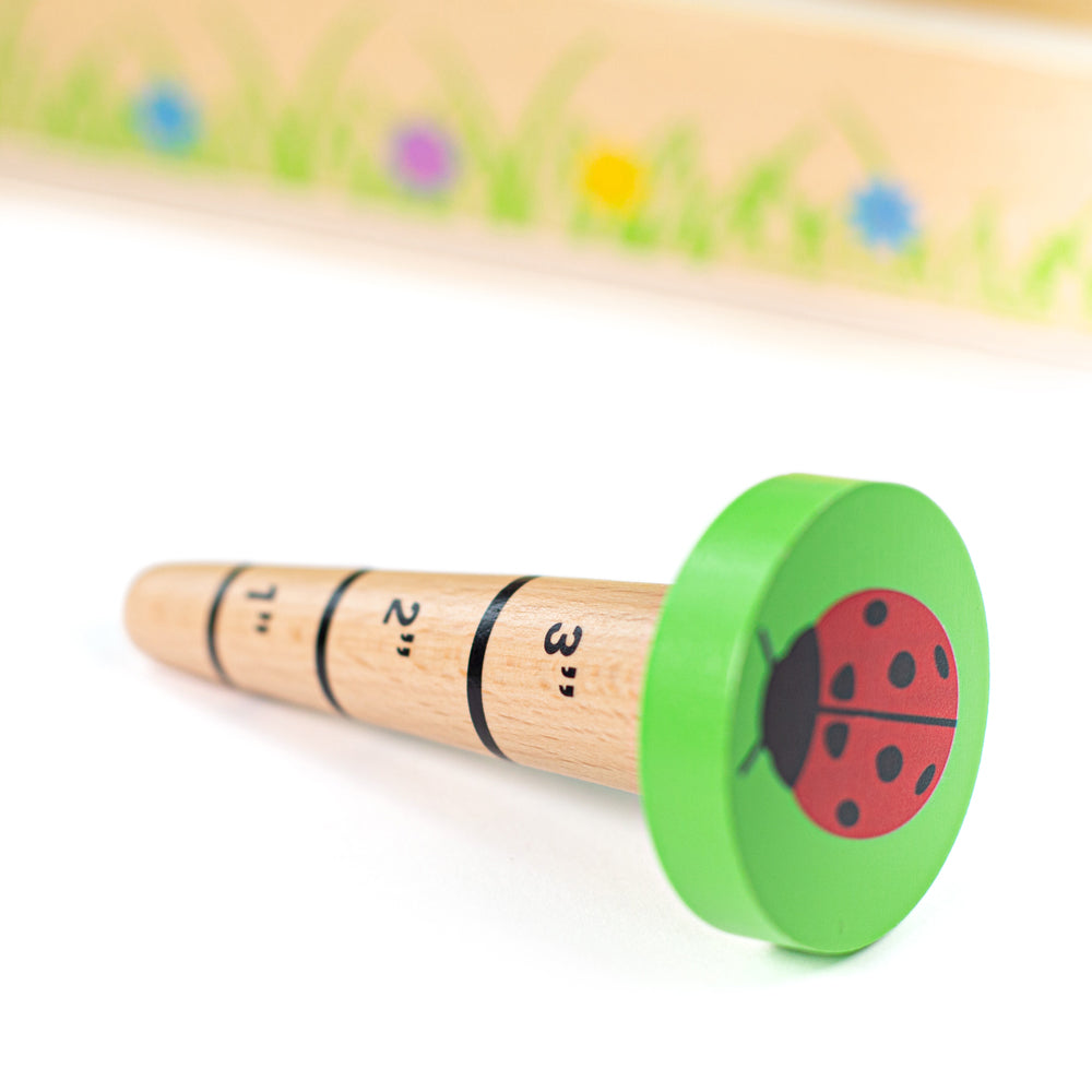 Children's gardening caddy