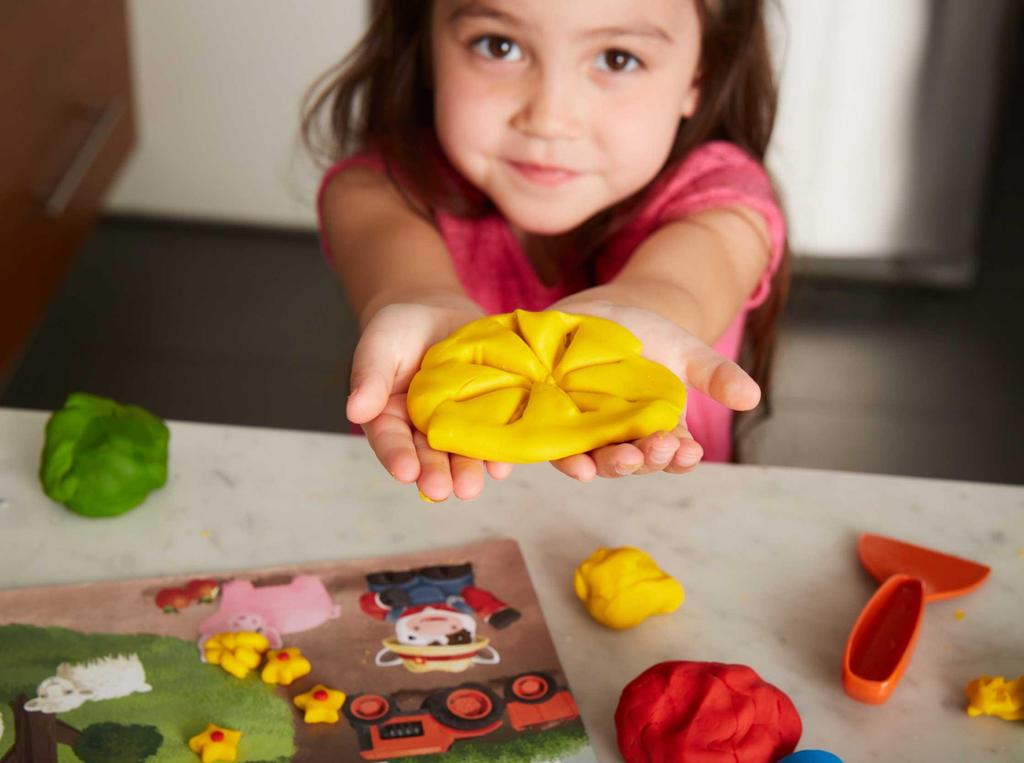 Essential tools & play dough set