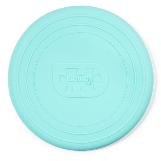 Foldable flyer frisbee