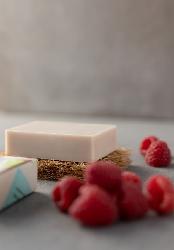 'Pure Delight' - Goats Milk - face & body soap