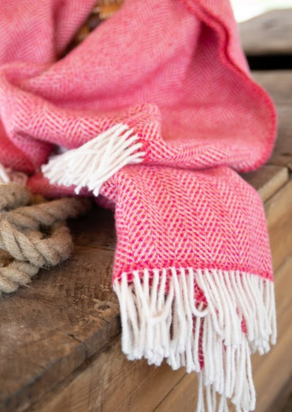 Merino Cashmere Herringbone Throw - Raspberry