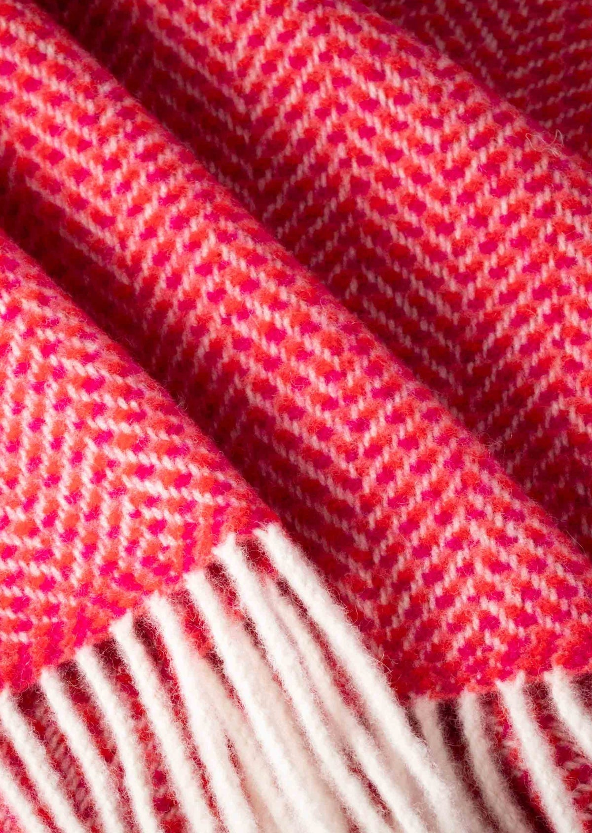Merino Cashmere Herringbone Throw - Raspberry