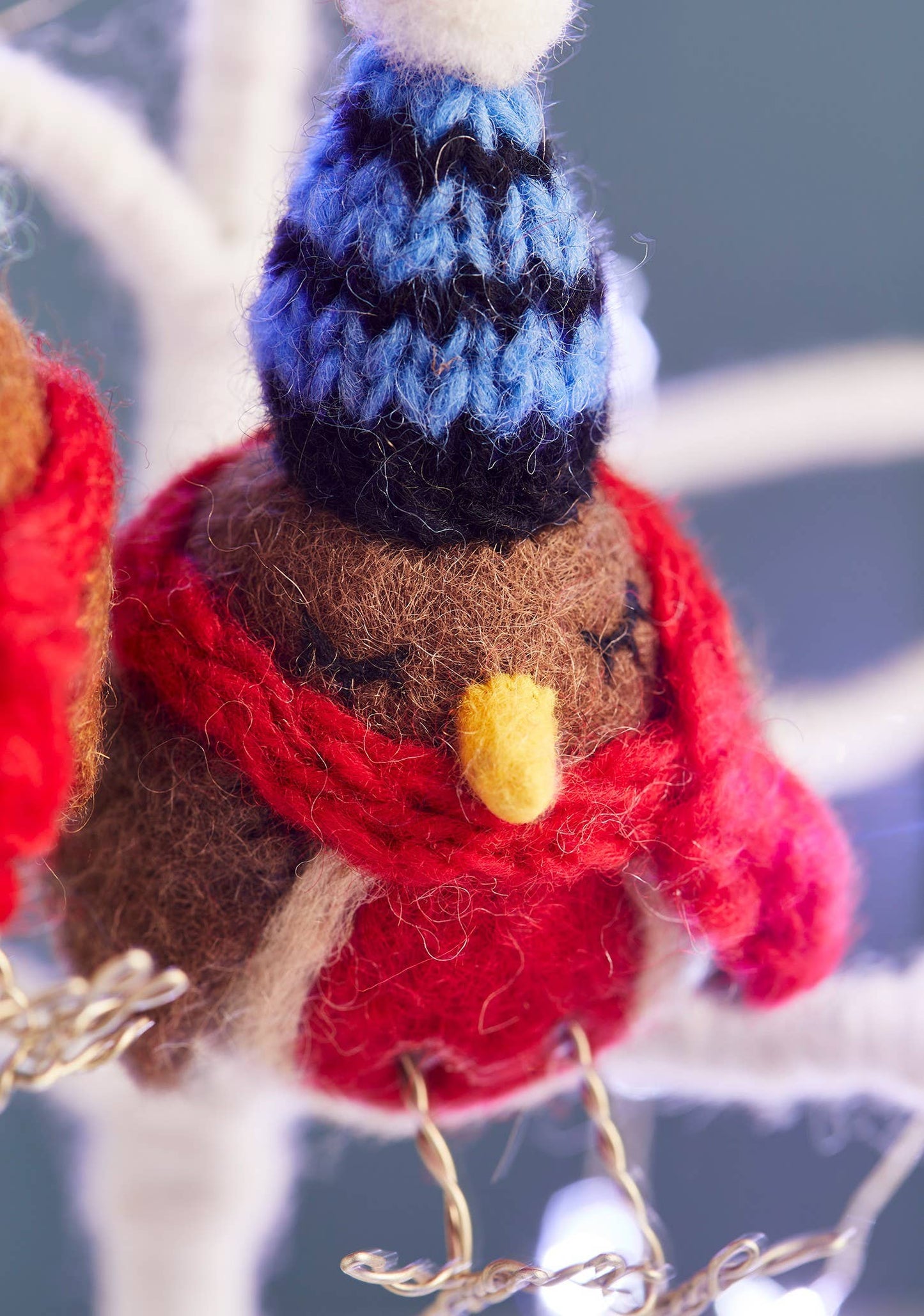 Standing Robin in Knitted Hat & Scarf - Fair Trade