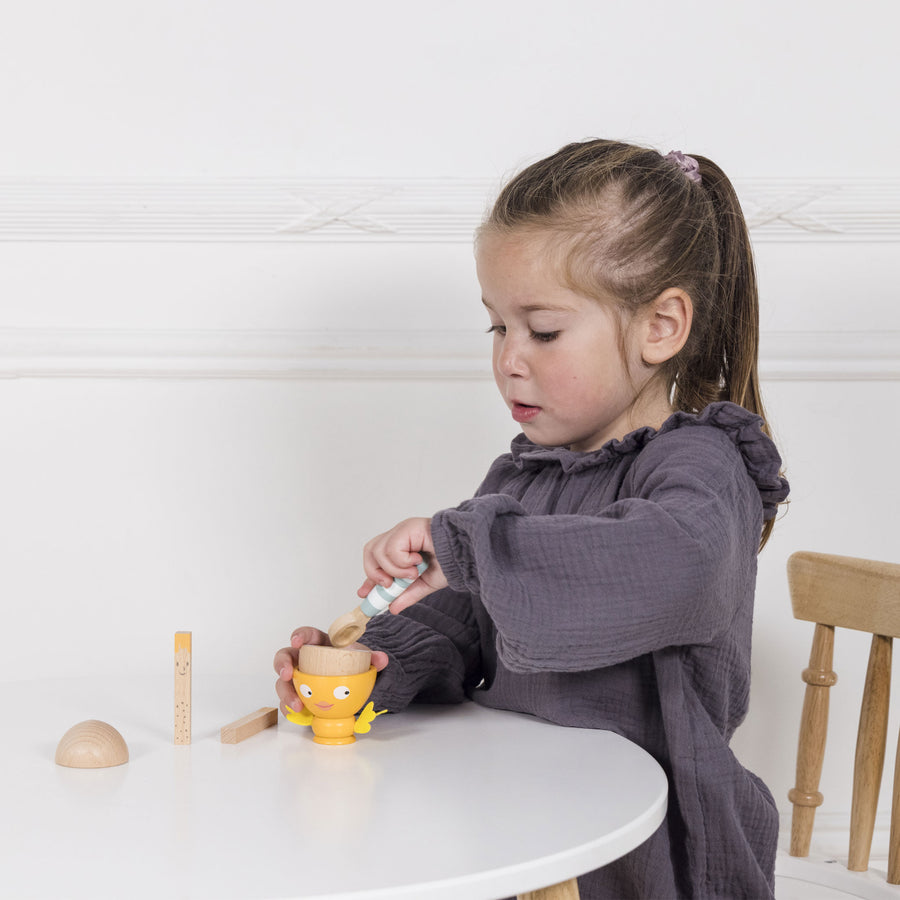 Egg cup toy set