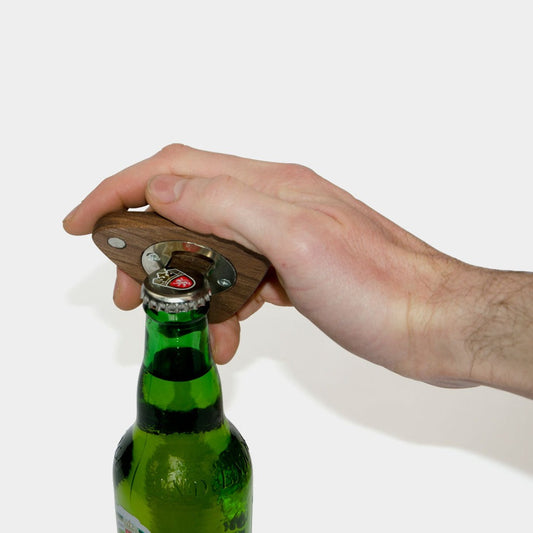 Magnetic bottle opener